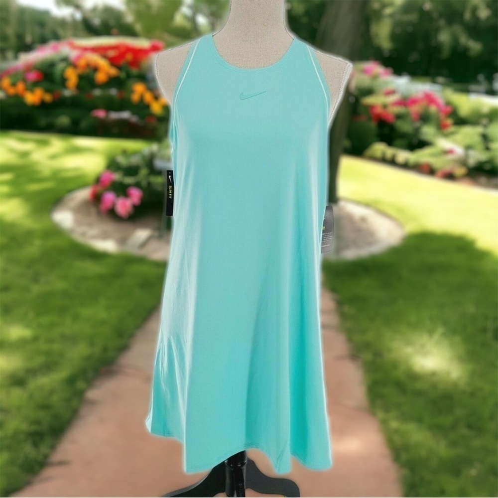 Nike Tennis Dress Women’s Size Small Dri-Fit BRAND NEW